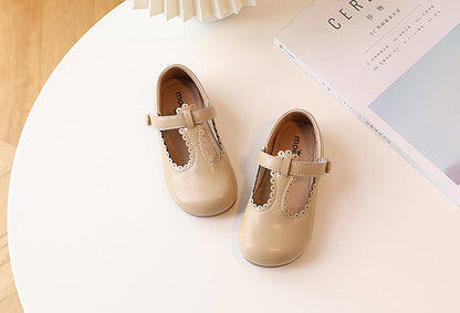 נעלי בובה רטרו עליזה